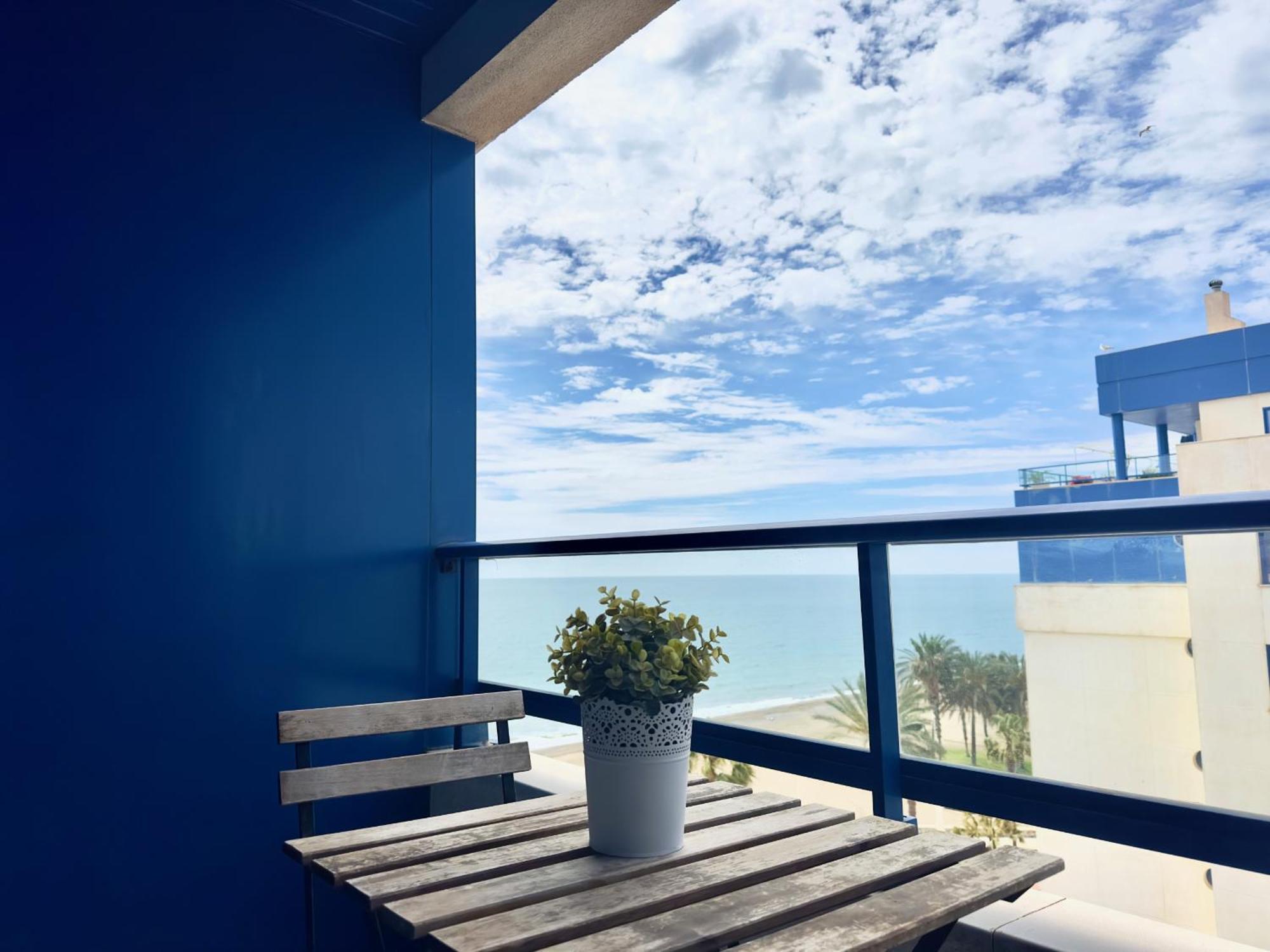 Urbe10 Pacifico Sea Views Apartment Малага Екстериор снимка