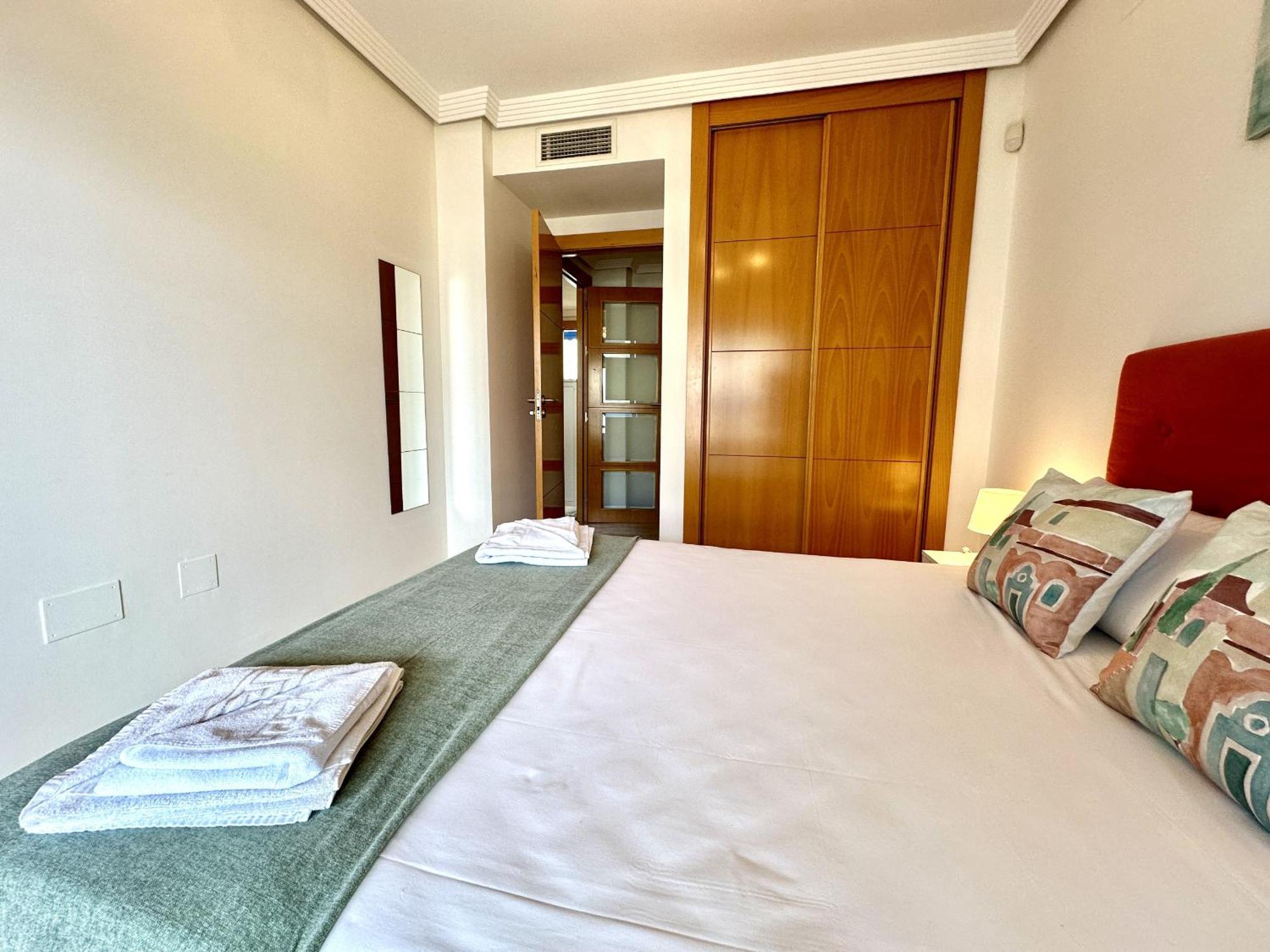 Urbe10 Pacifico Sea Views Apartment Малага Екстериор снимка